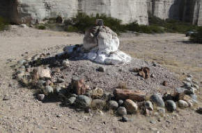 Geoformas de arenisca talladas por la erosión — El Chiflón, La Rioja.