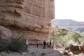 Colores de la cuenca Talampaya–Ischigualasto — El Chiflón, La Rioja.